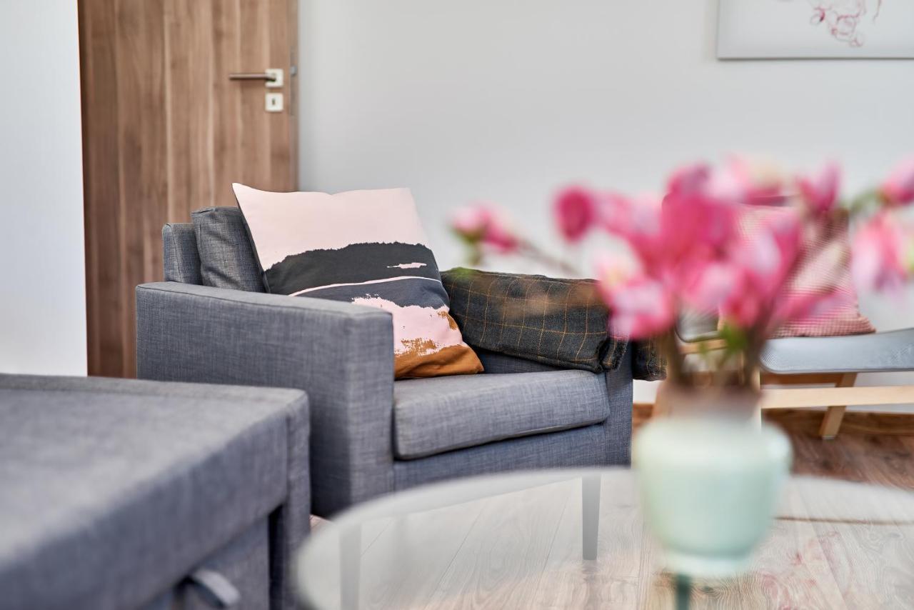 Modern Apartments Wroclaw By Renters エクステリア 写真