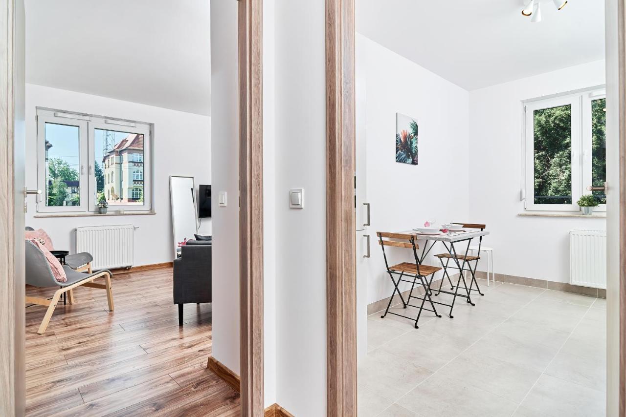 Modern Apartments Wroclaw By Renters エクステリア 写真
