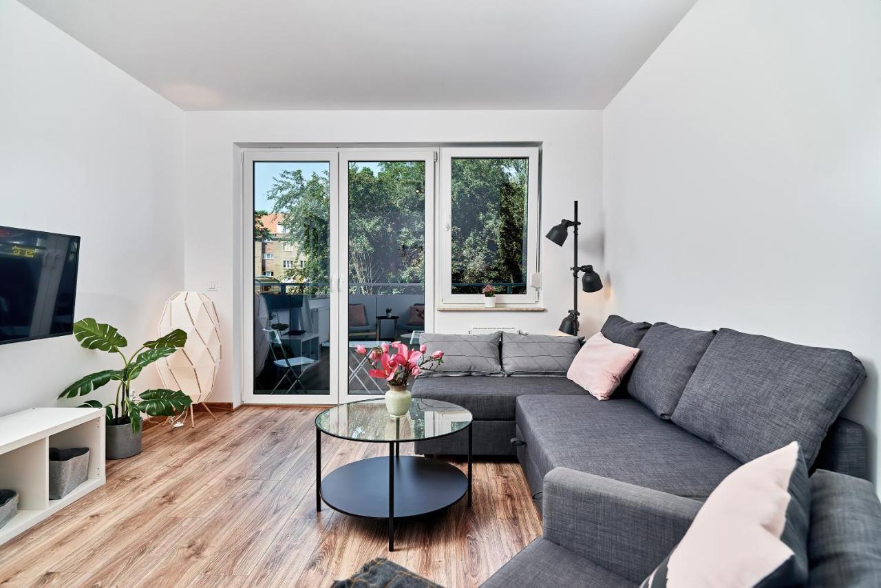 Modern Apartments Wroclaw By Renters エクステリア 写真